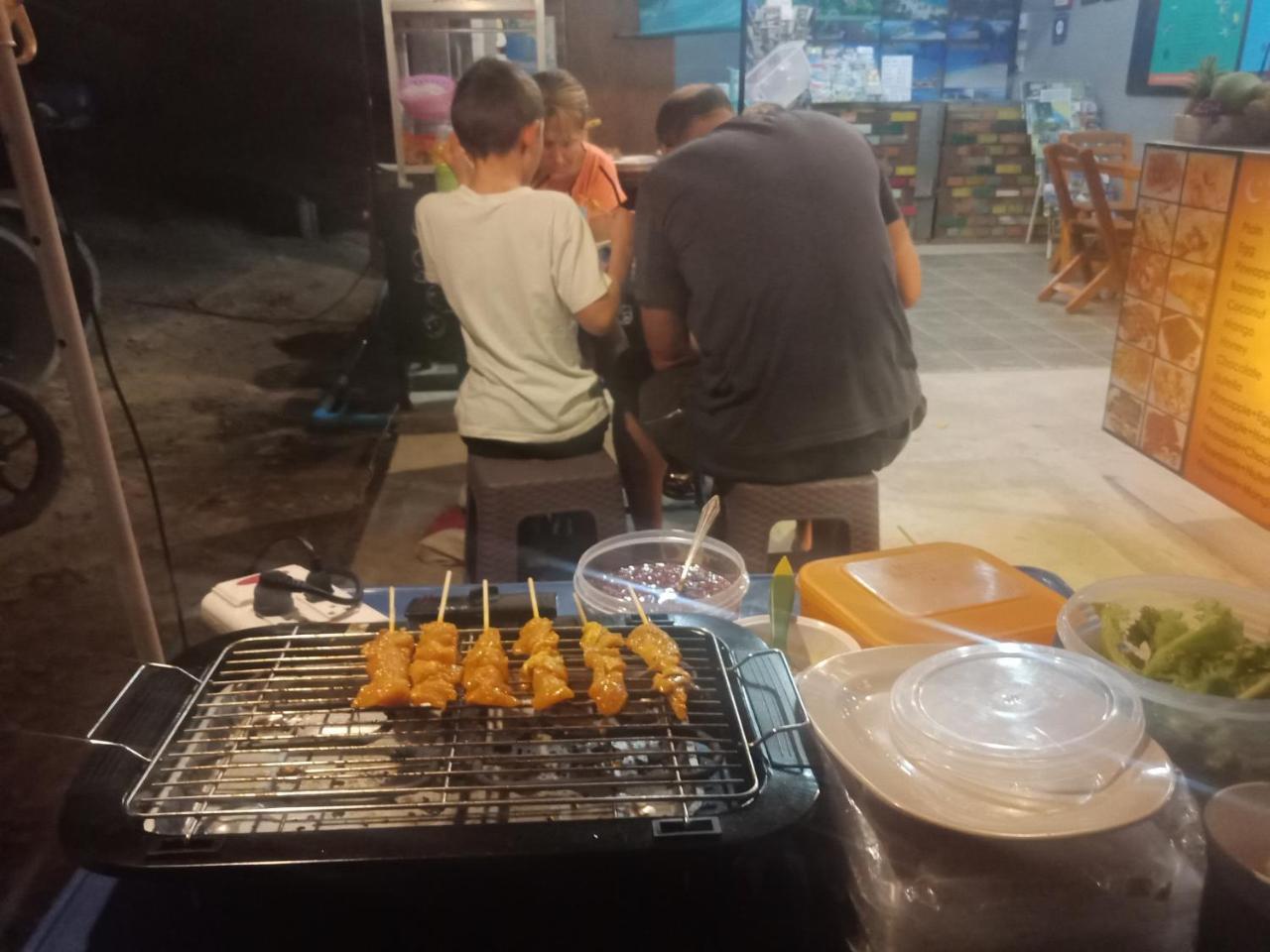 Marina Hut Guest House Ko Lanta Zewnętrze zdjęcie