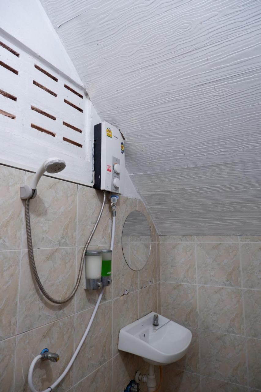 Marina Hut Guest House Ko Lanta Zewnętrze zdjęcie